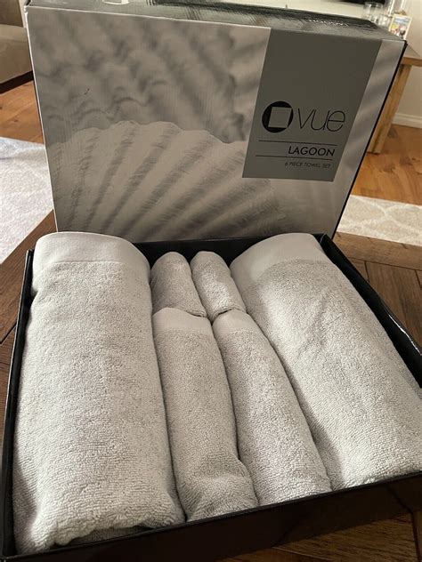 myer vue towels.